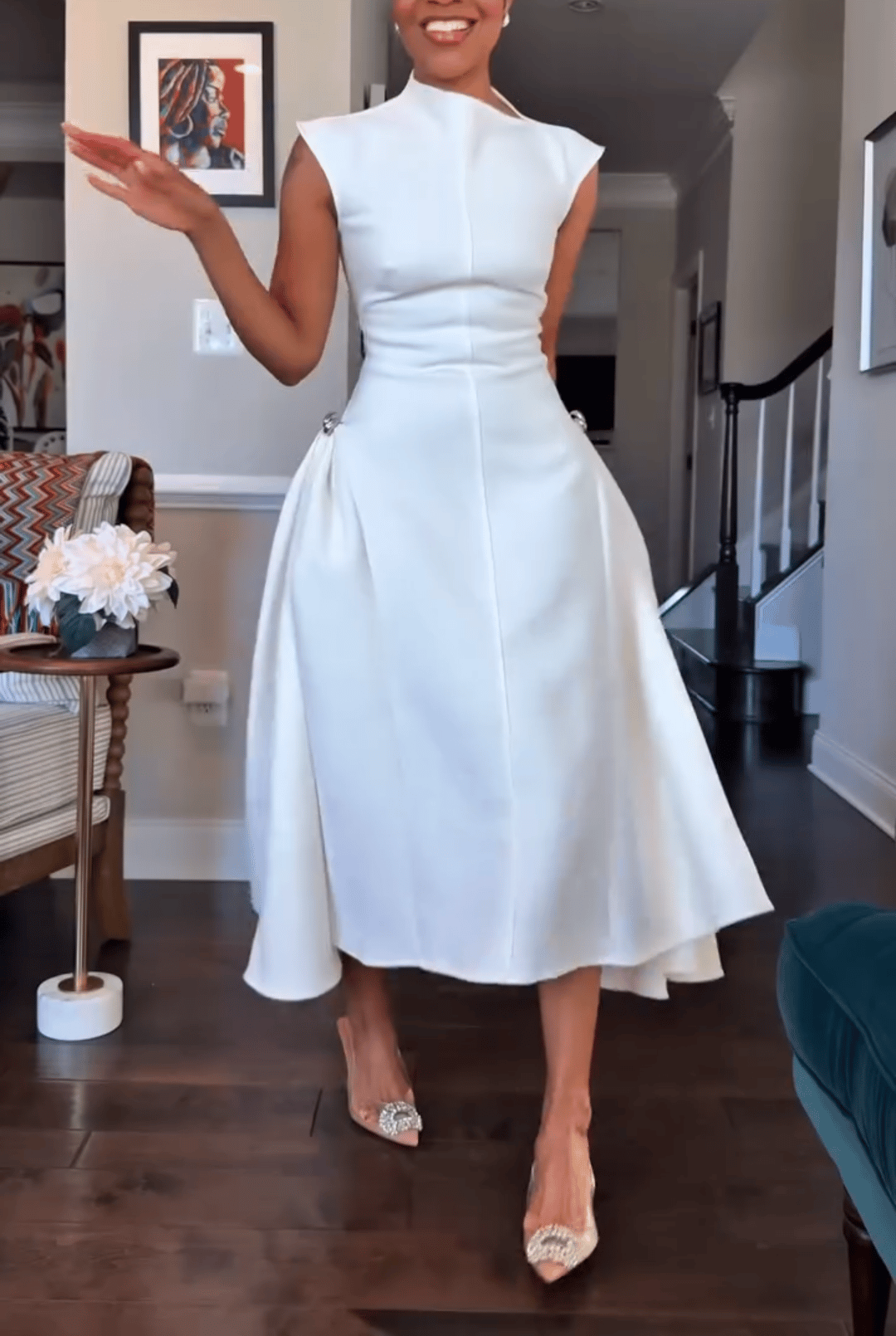 Gloria Paoletti™ Elegancka sukienka bez rękawów z nieregularnym dekoltem