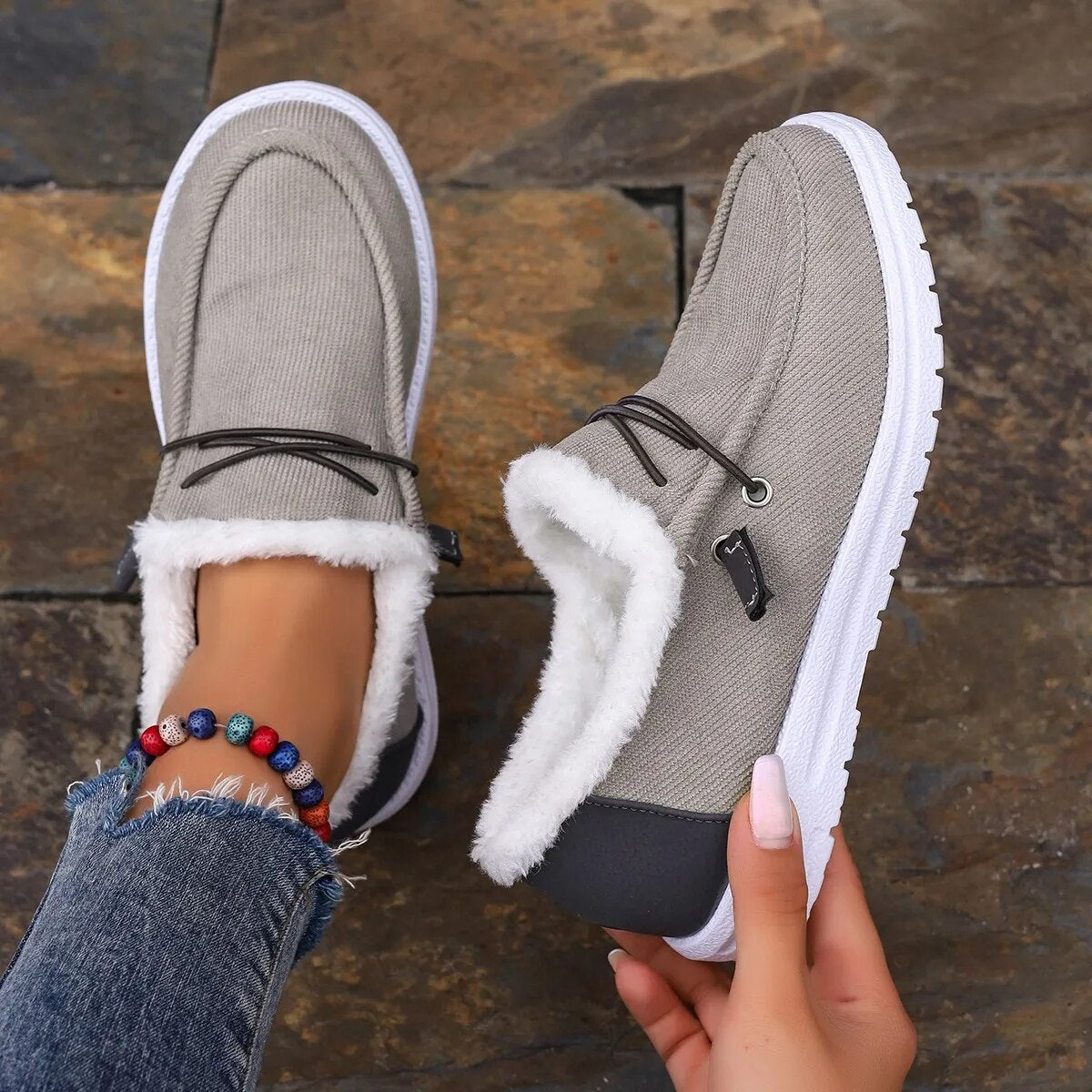 Pluszowe buty damskie Lelia Pelino™