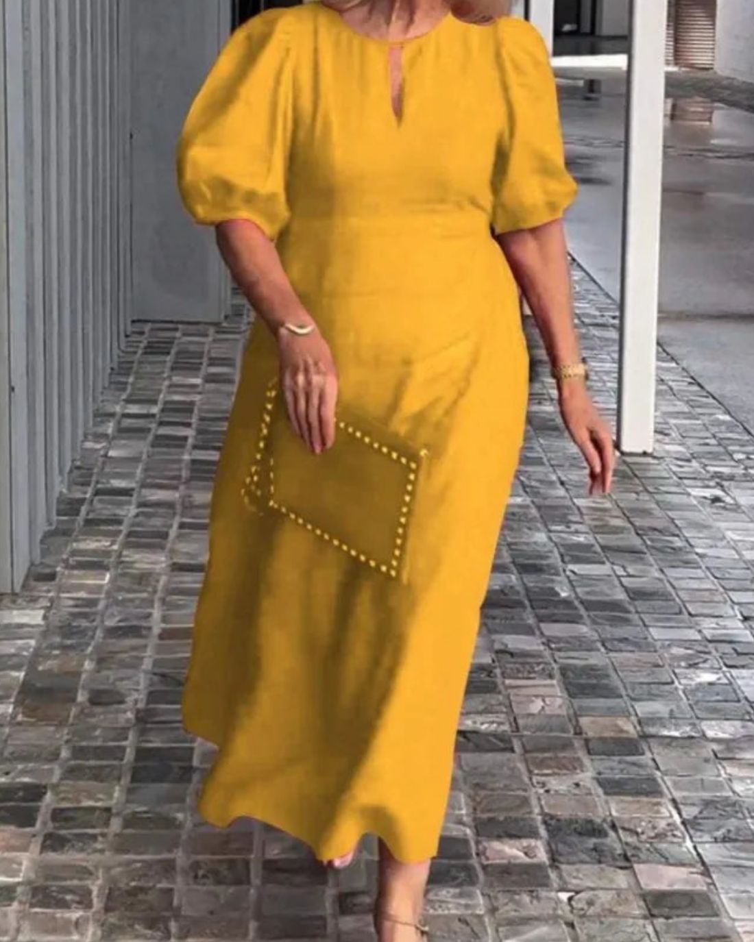 Loretta Paterno™ Elegancka i stylowa sukienka