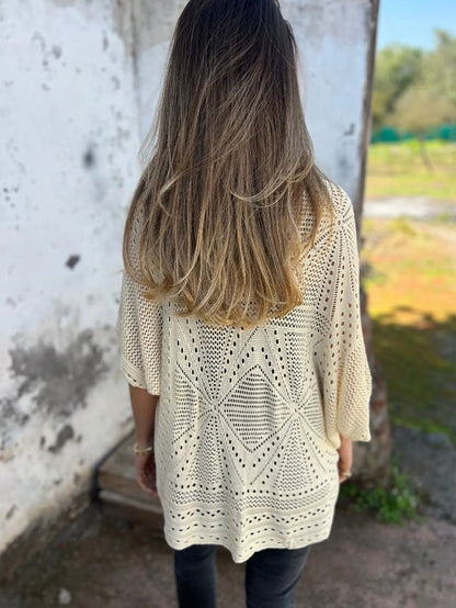 Sweter Rachele Foti™ z dziurkowanym wzorem i półdługimi rękawami